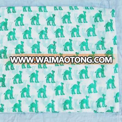 Beautiful Animal Printed Indian Wholesale Natural Cotton White Running Fabric